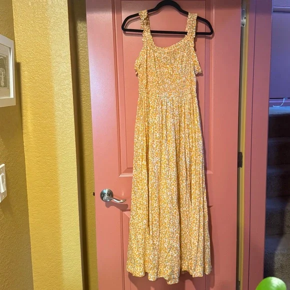 Dôen Emmaretta Dress in CLEMENTINE DAISY FIELDS - Picture 6 of 7